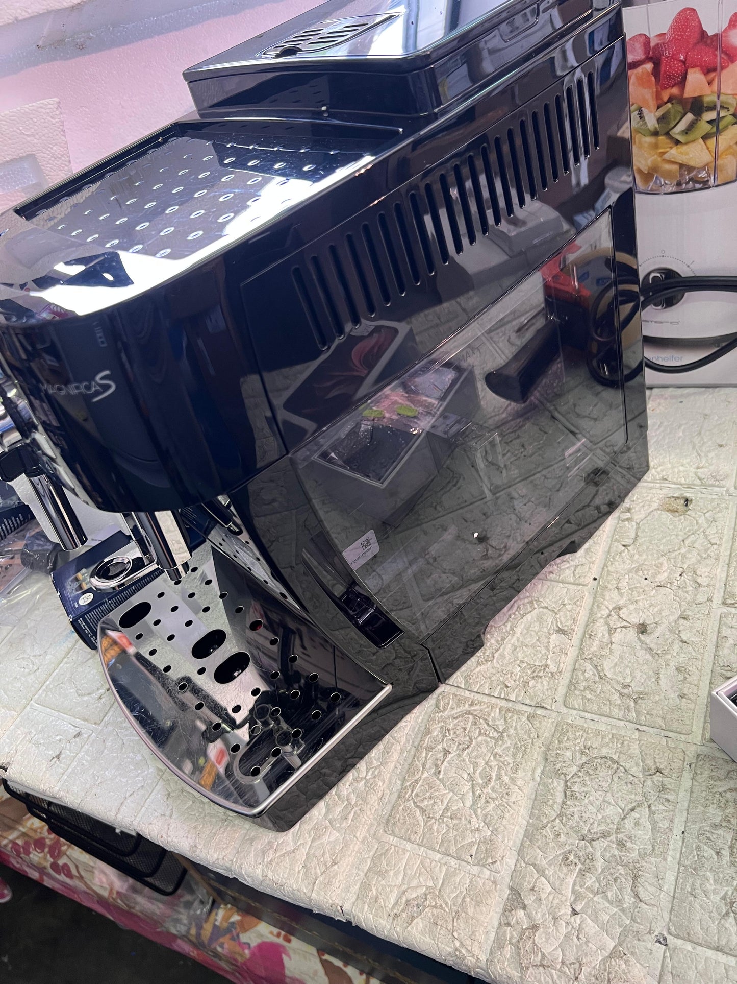 DeLonghi Magnifica S ECAM 22.113.B – Cafetera Superautomática Espresso 15 bares (Negro)