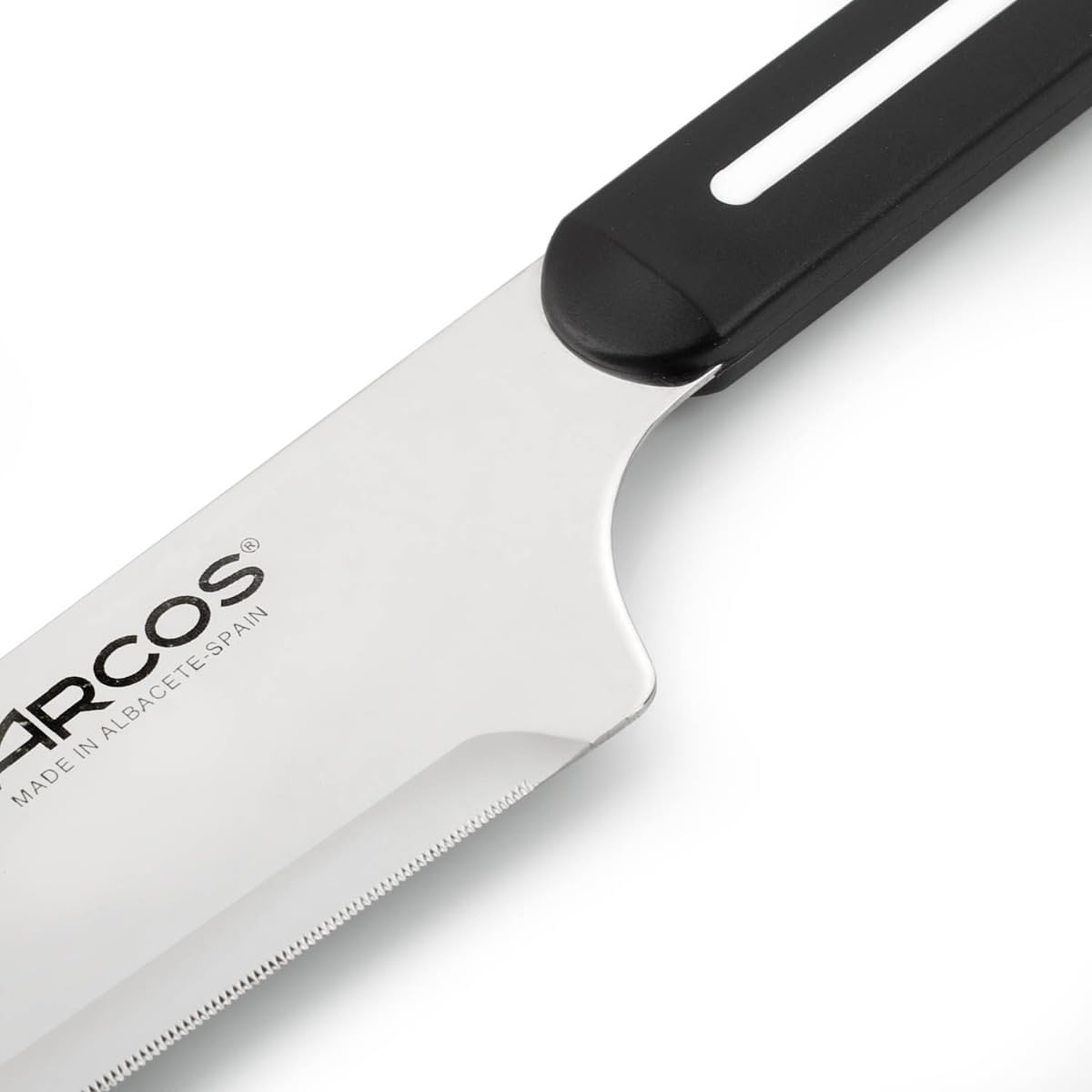 Cuchillo de Chef Filo Microdentado Hoja 180mm Mango Ergonómico Arcos Serie LINEA